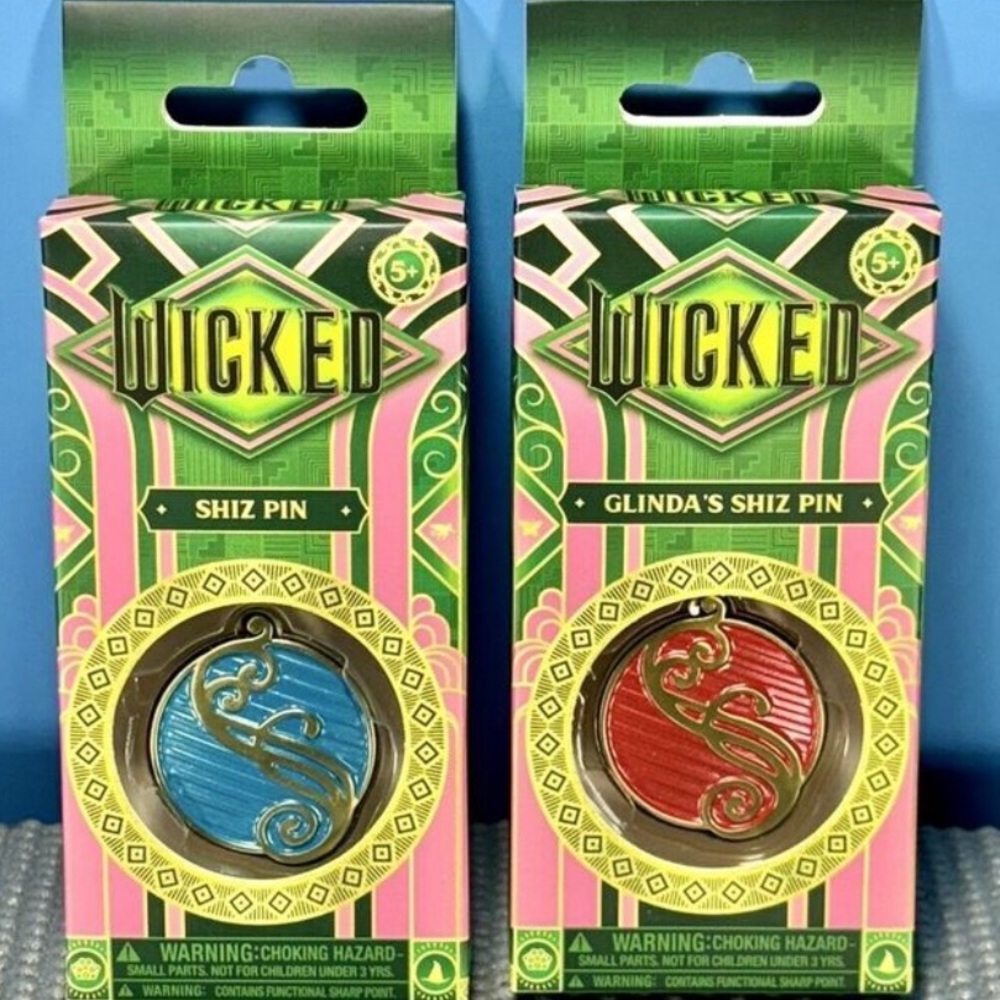 SET 2 Wicked Movie Elphaba Glinda Shiz University Pin Set (NEW blue pink gold)